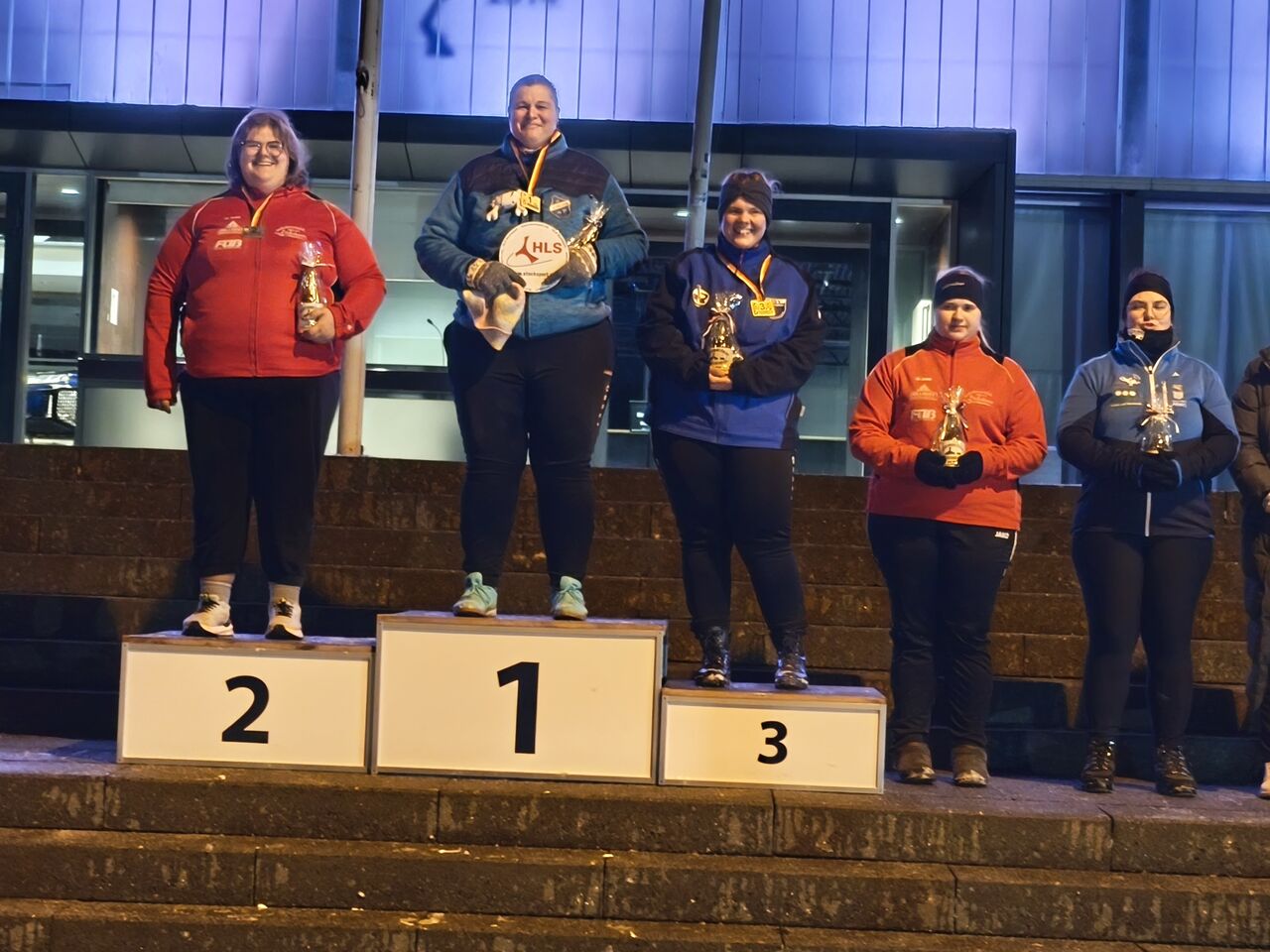 Gold, Silber und ein toller 4. Platz - Deutsche Meisterschaft im Eisstock-Weitschiesen